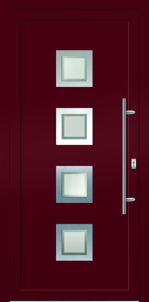 Dunkelrote Haustür mit vier quadratischen Glaseinsätzen und langem, silbernem Türgriff rechts